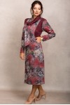 Rochie midi Galia din tricot visiniu cu imprimeu floral, maneca lunga si buzunare